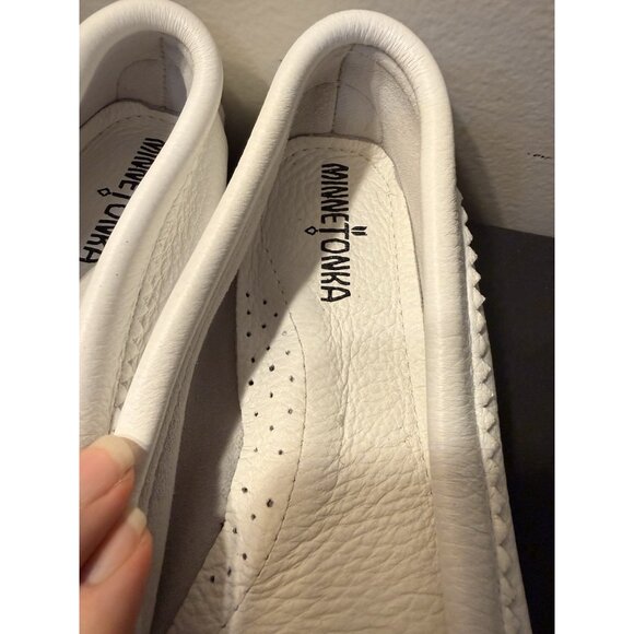 Minnetonka Deerskin Leather Gold Beaded Moccasins White Size 7.5/8 Rare Colorway - Picture 5 of 10